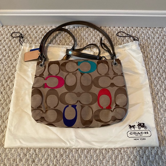 COACH Crossbody - Picture 2 of 4